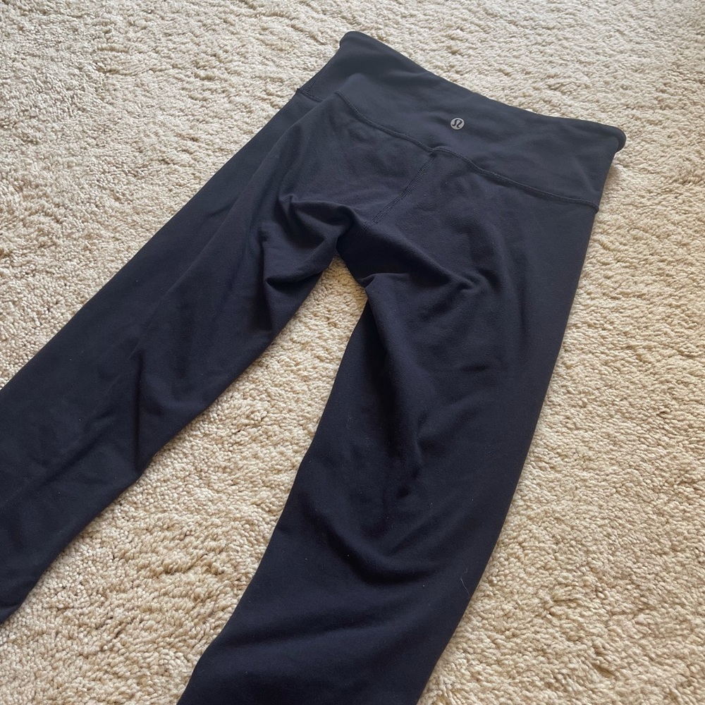 Lululemon leggings size 4